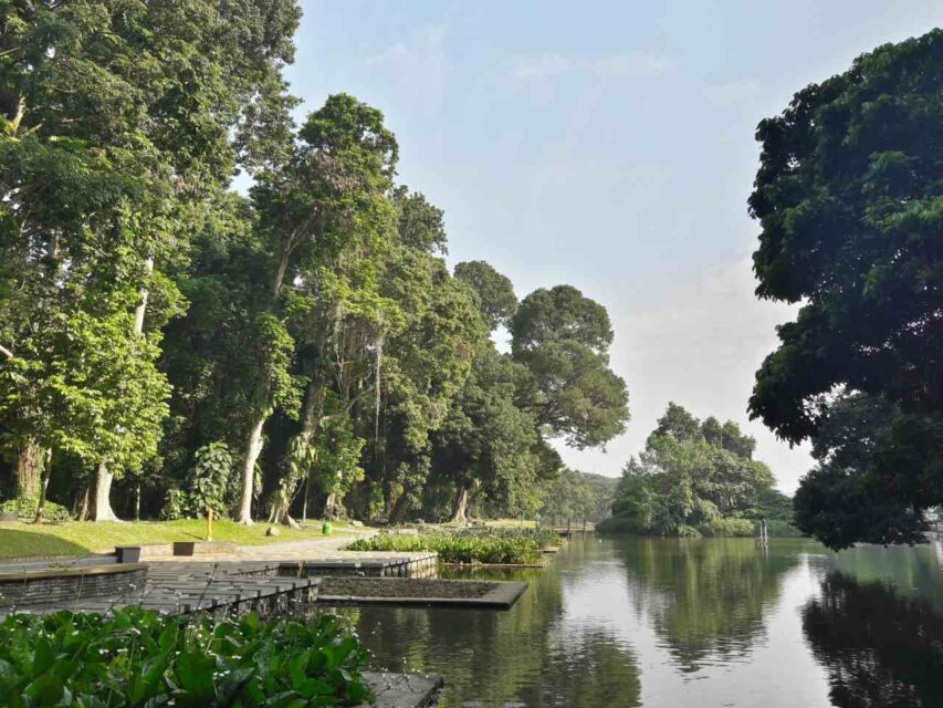 Rengganis Suspension Bridge Guide Entrance Fee And Attractions Idetrips