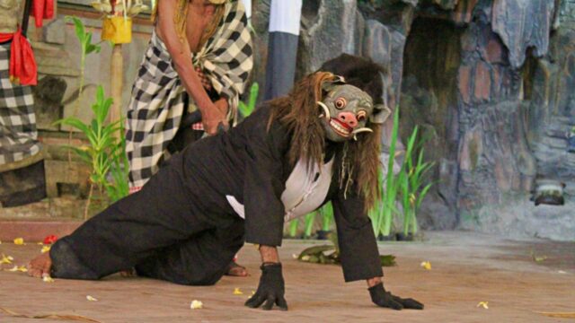 mask performer