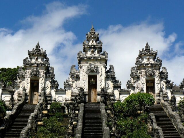 Lempuyang Luhur Complex Penataran Agung Lempuyang Temple