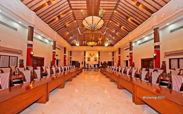 Meeting Hall Tampaksiring Palace