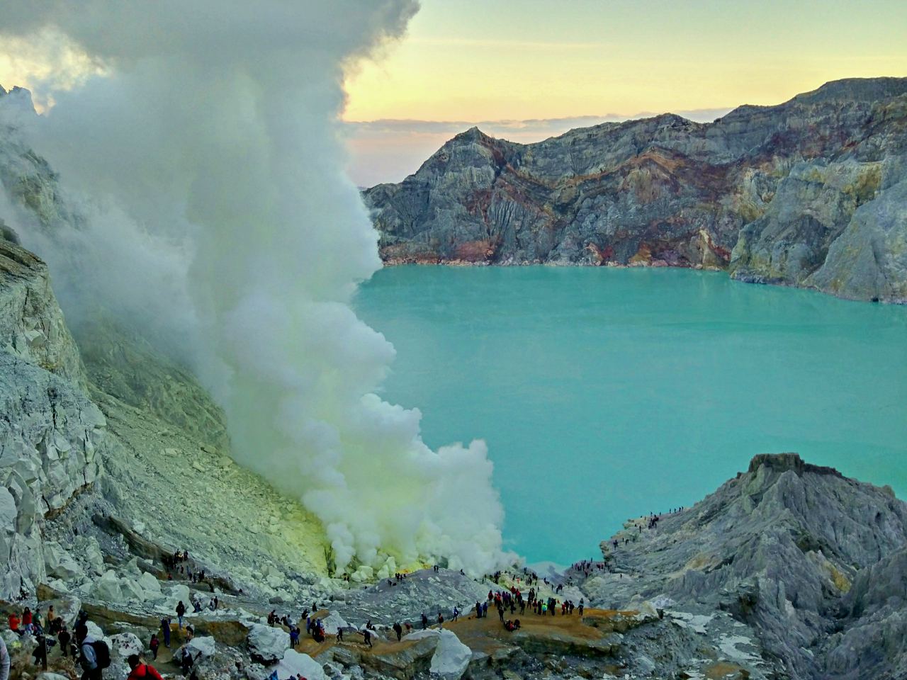 Ijen Lake 