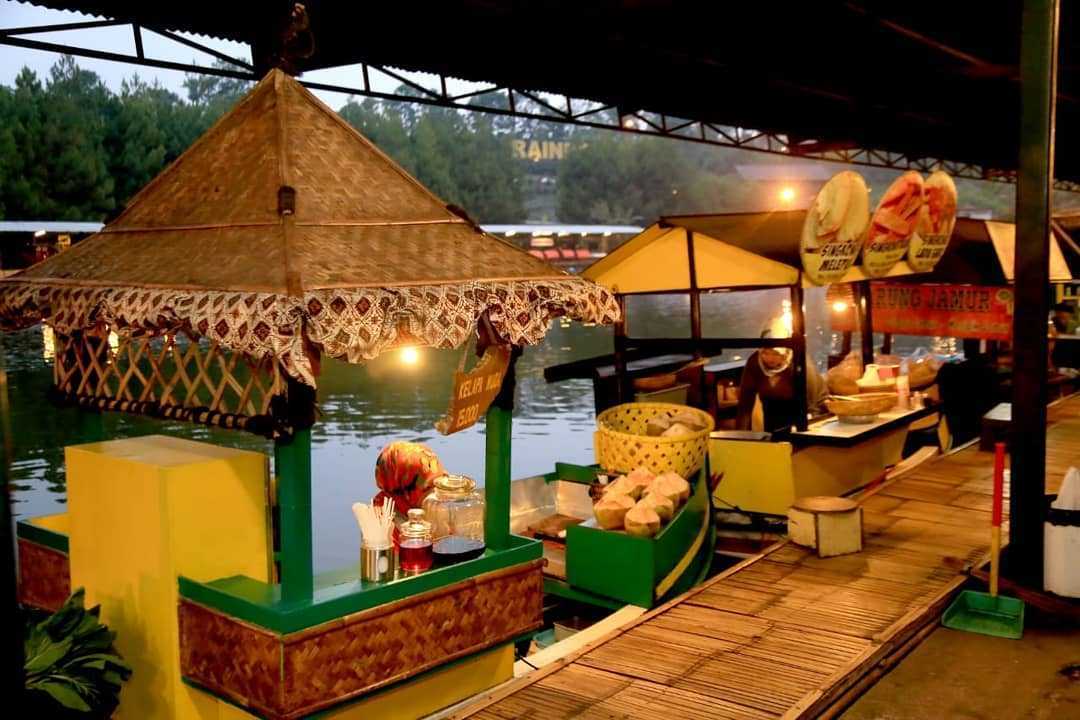 wisata kuliner Floating Market Bandung