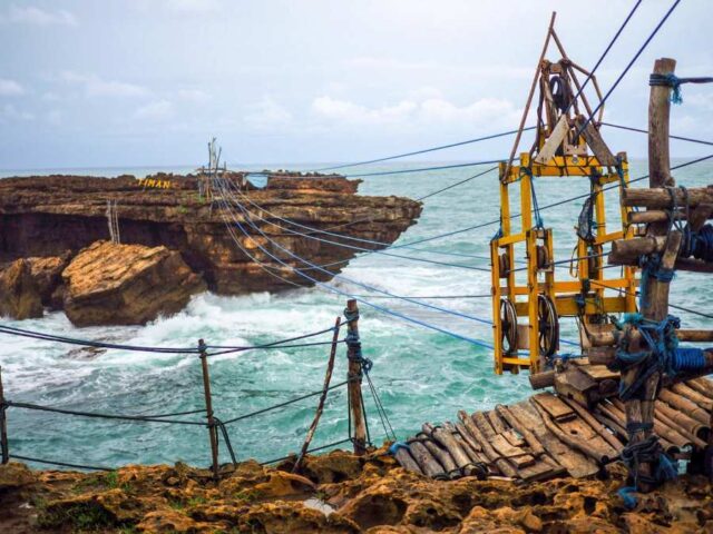 Timang Beach Yogyakarta Gondola Traditional Extreme Ride