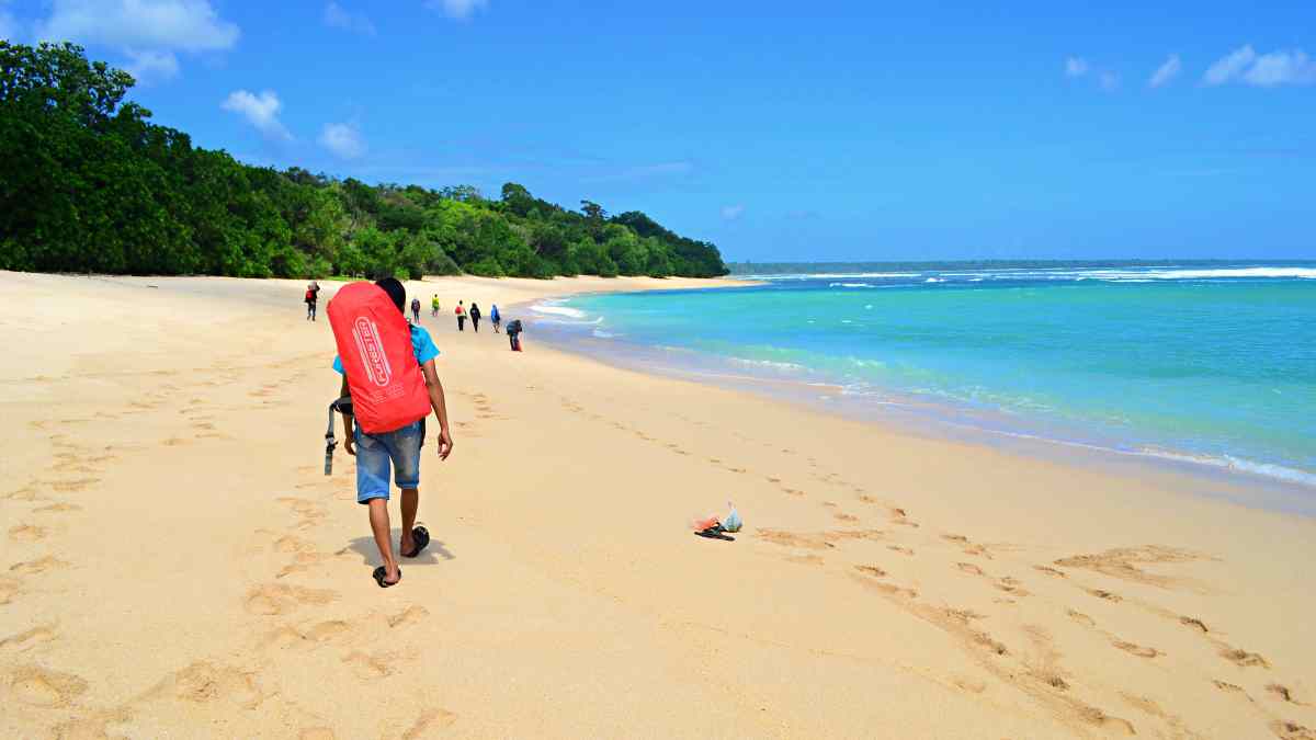 Pantai Parang ireng