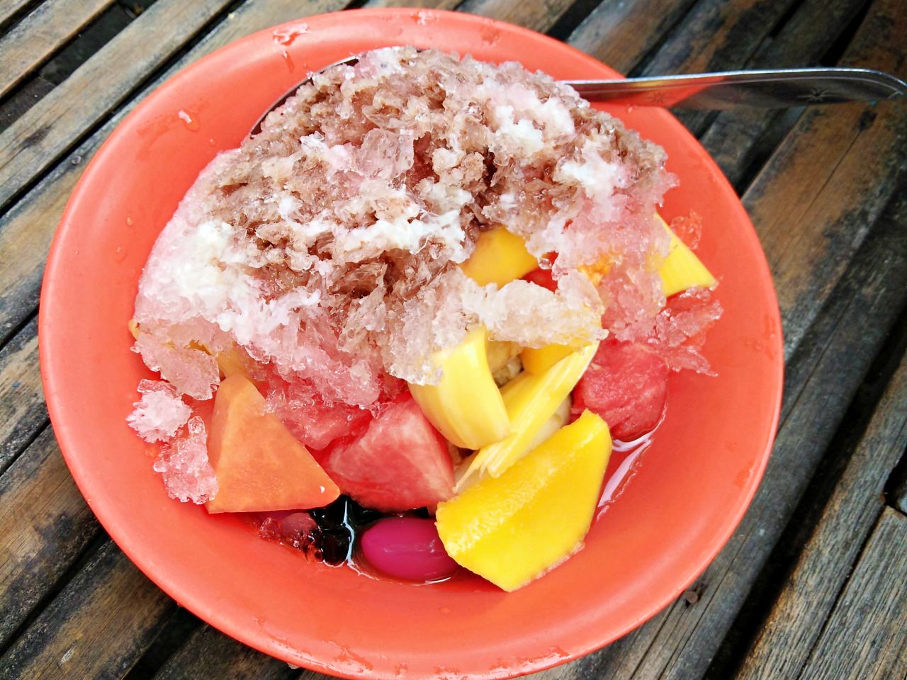 Shaved ice fruit