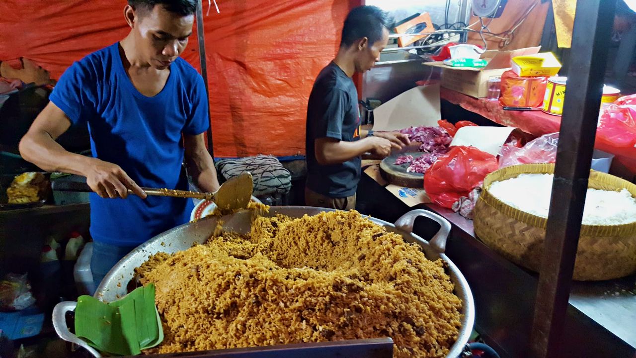 Nasi Goreng Kambin Kebun Sirih