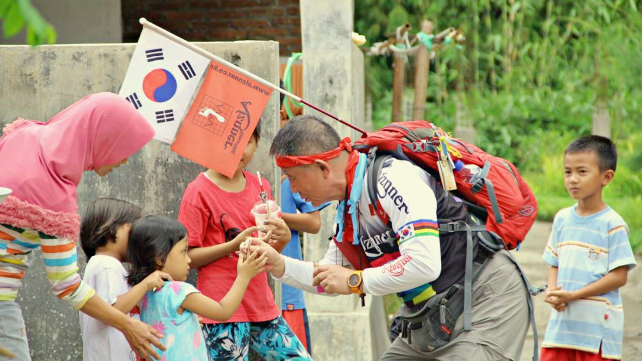 Participants with locals 