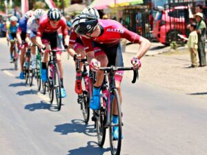 tour de banyuwangi ijen cycling participants