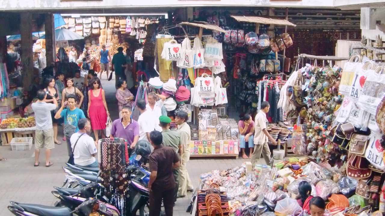 ubud art market shops 