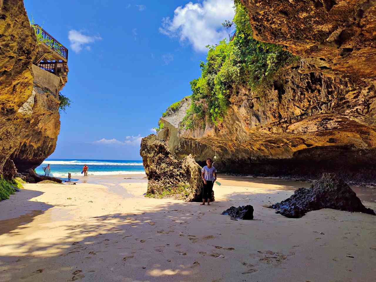 suluban beach bali 