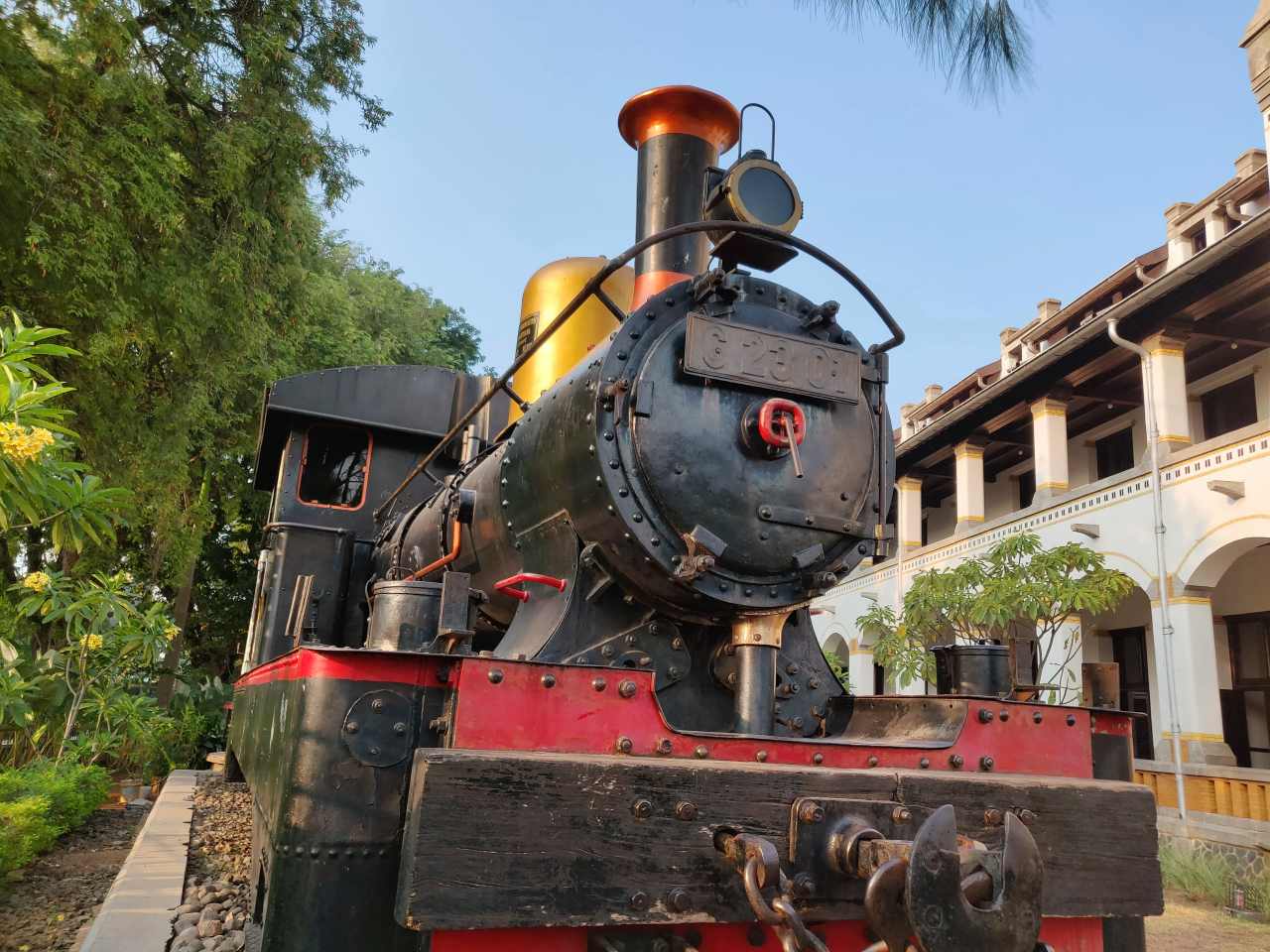 locomotive head 