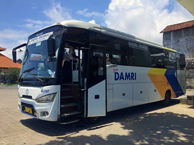damri bus airport transfer to ubud