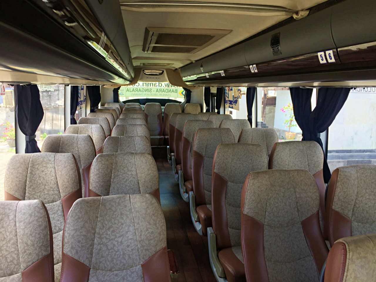 damri bus seat to ubud