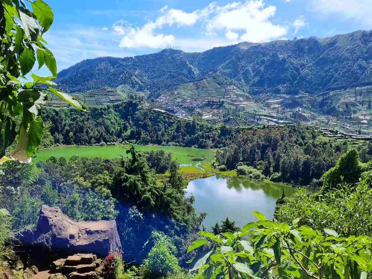 telaga warna lake, dieng plateau 