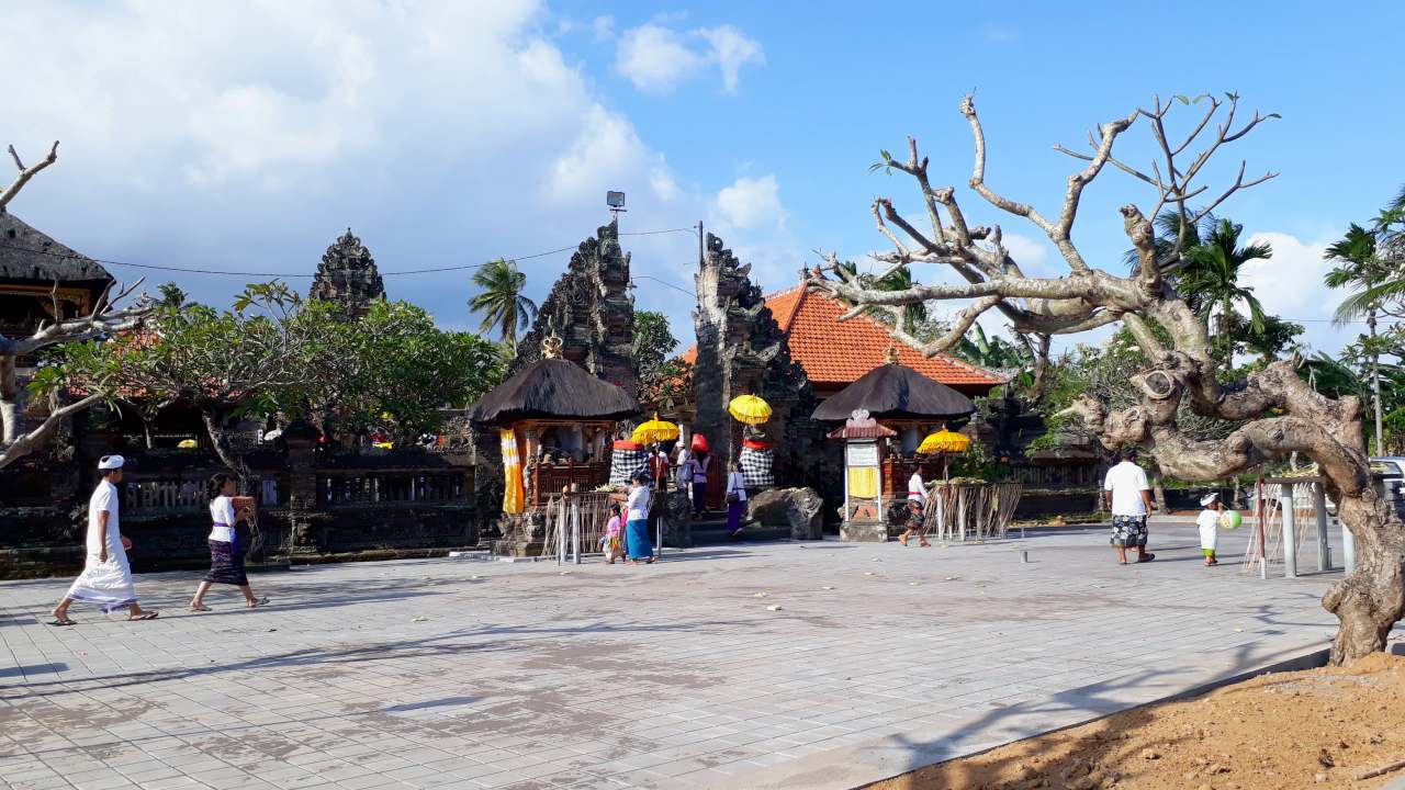 pura dalem beji guwang 