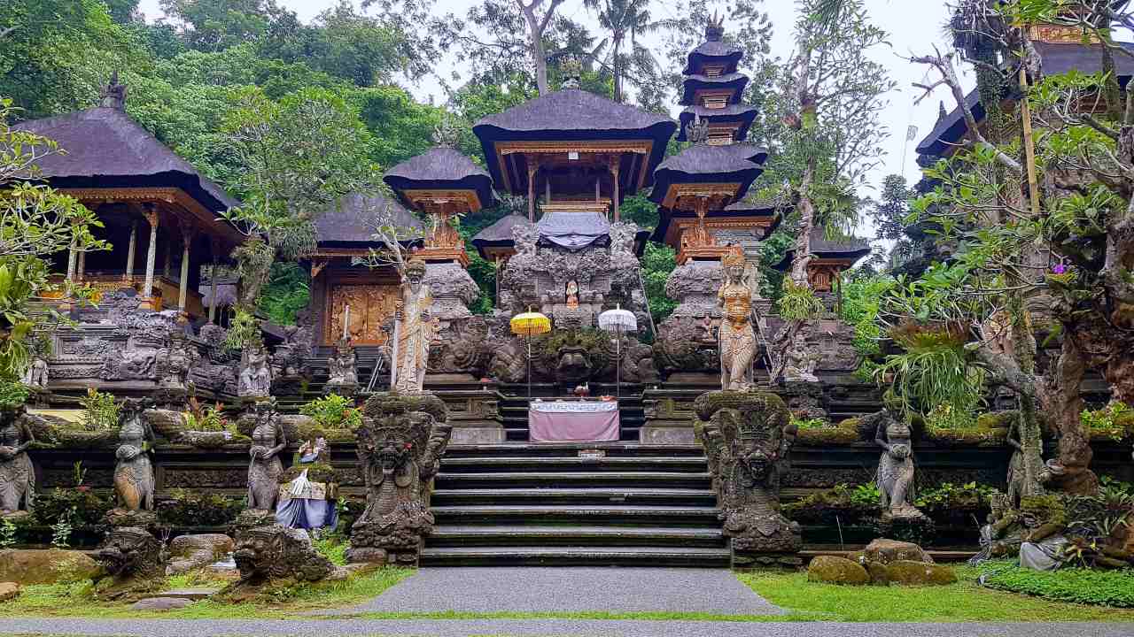 gunung lebah temple ubud 