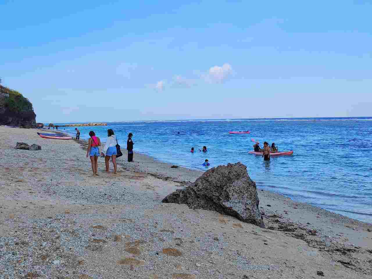 canoe for rent in gunung payung beach