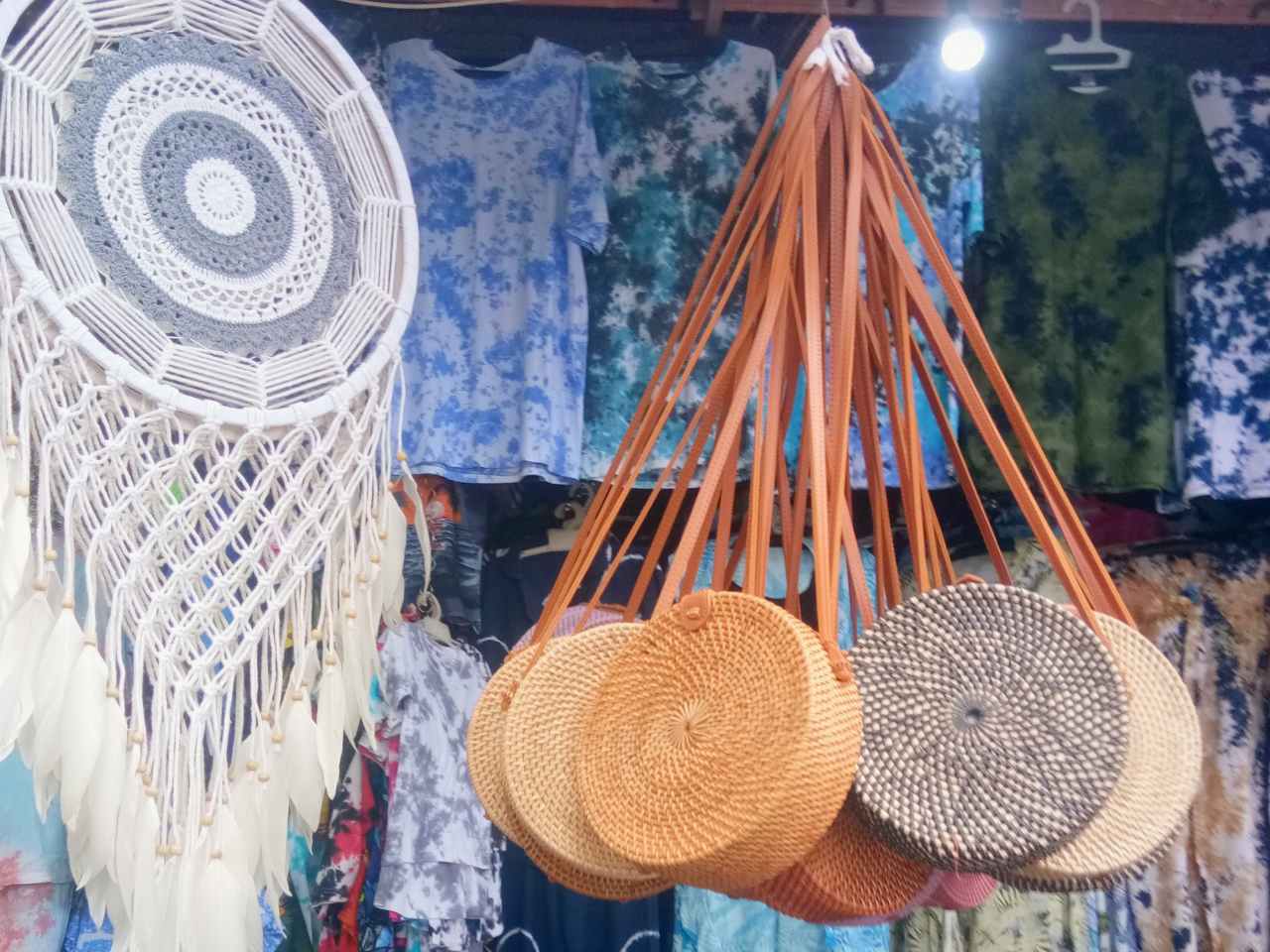 small rattan bags available in kuta art market. 