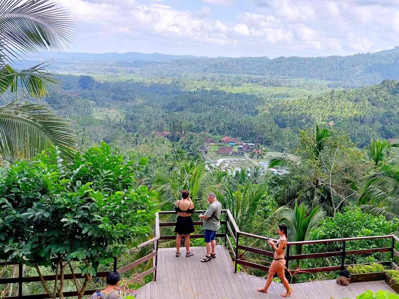 gembleng waterfall viewing deck 